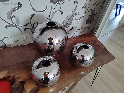 Used & Brand New Items / Antique / Decorative Products / Antique Vase