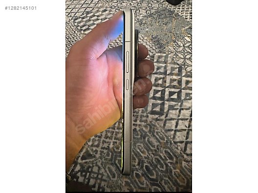 Used & Brand New Items / Cell Phones & Accessories / Cell Phones / Xiaomi / 13 Ultra