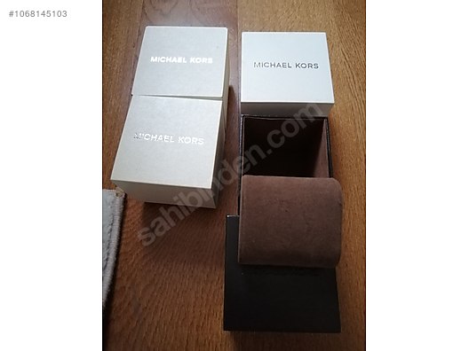 watch box michael kors