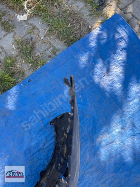 Mercedes E Tampon (Ön)