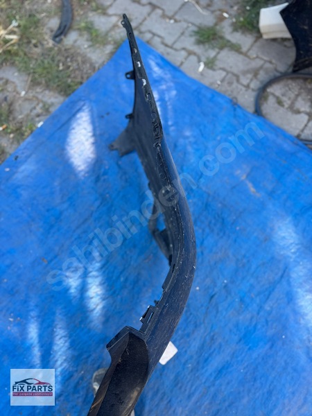 Mercedes E Tampon (Arka)
