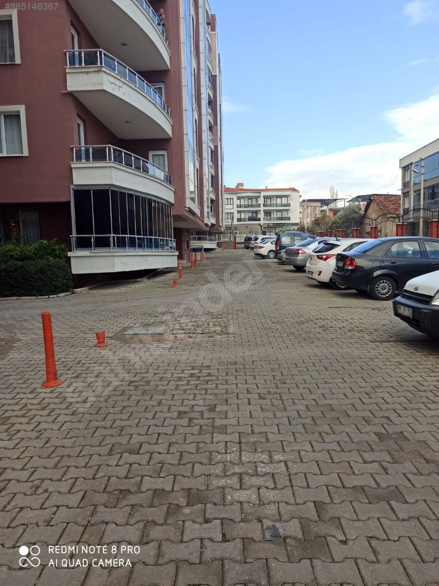 Emlak Ofisinden 3+1, 145 m² Kiralık Daire 1.300 TL�ye