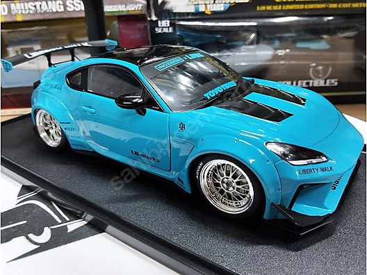 Solido Diecast Model 1:18 Toyota Araba