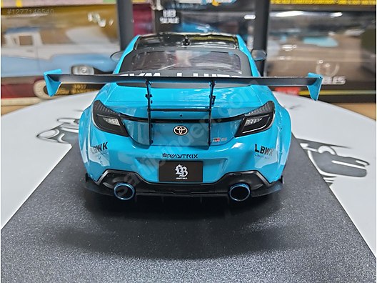 Solido Diecast Model 1:18 Toyota Araba