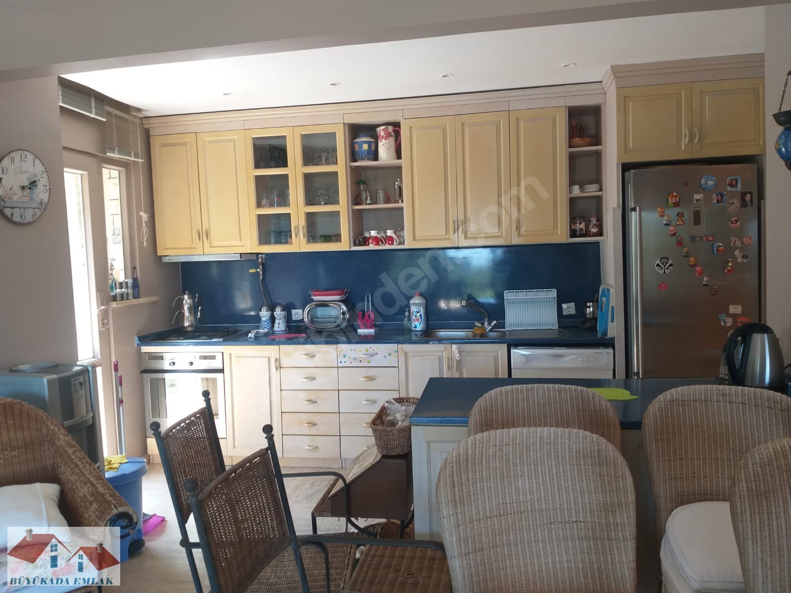 Büyükada Emlak�tan Havuzlu Sitede 3+1 Sahane Ara Kat Daire Kiralık