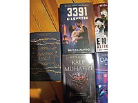 Sıfır kitaplar (poster ve ayraç) isteyene tek de verilir