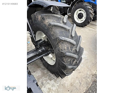 Machinery / Agricultural Machines / Tractors / New Holland / TR5.110