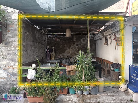 URLA BARBAROS KÖY MEYDANINDA 24 M²'LİK KUPON ARSA