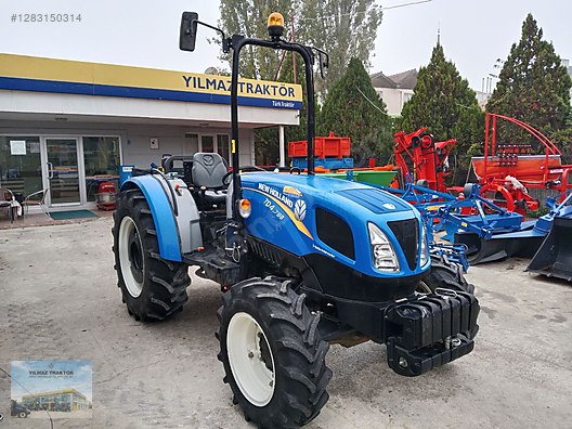 Machinery / Agricultural Machines / Tractors / New Holland / TD4.78B