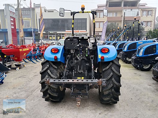 Machinery / Agricultural Machines / Tractors / New Holland / TD4.78B