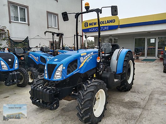 Machinery / Agricultural Machines / Tractors / New Holland / TD4.78B