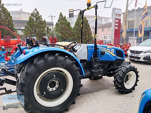 Machinery / Agricultural Machines / Tractors / New Holland / TD4.78B