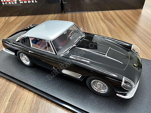 Maxima Diecast Model 1:18 Ferrari Araba - 1296150396