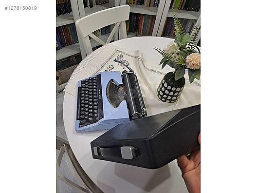 İkinci El ve Sıfır Alışveriş / Antika / Makine / Antika Daktilo