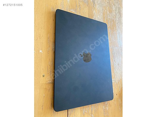 Apple Macbook / Apple MacBook Air 13 M3 8GB / 256GB SSD Uzay