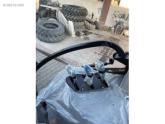 2022 Mağazadan İkinci El New Holland Satılık Traktör 1.750.000 TL'ye sahibinden.com'da