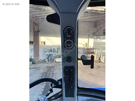 TD5.100 2022 New Holland