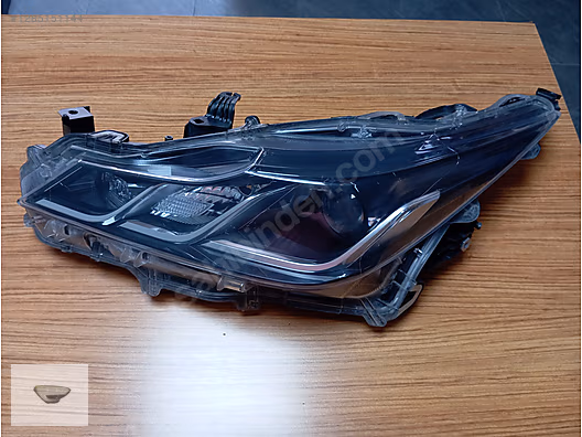 TOYOTA COROLLA SOL FAR ORJ. ÇIKMA 19345F 81150-02T131 #1285151144