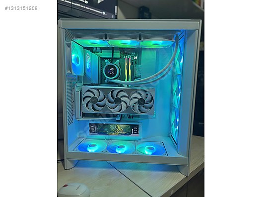 Toplama / R7 9800x3d Rtx 5080 64gb Ddr5 li Full Beyaz White Gaming