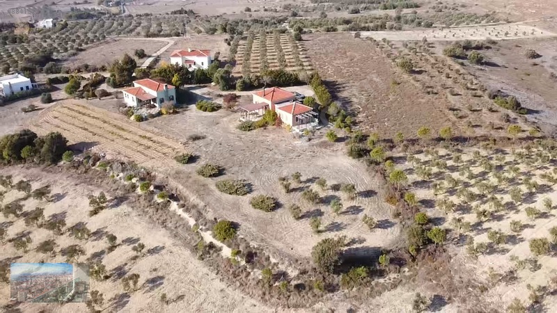 Bozcaada da Deniz ve doğa manzaralı Eşyalı Satılık Bağ Evi. Satılık