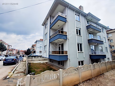 Fatih'te Satılık Lüks 4+1 Daire: Her Katta Tek, Kilerli, Arakat