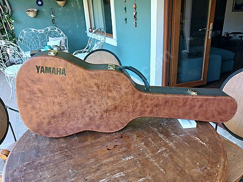yamaha APX hard case on sahibinden.com - 1324152626