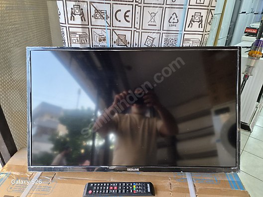 82 ekran Android tv Adetli mevcut sıfır ayarinda - İkinci El Diğer