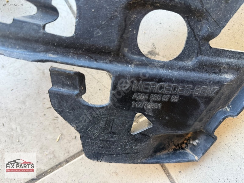 Mercedes C Tampon Braketi (Ön)