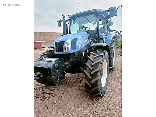 Machinery / Agricultural Machines / Tractors / New Holland / TR6.130