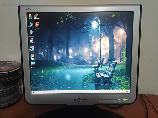 Used & Brand New Items / Computers / Monitors / LED & LCD Monitör