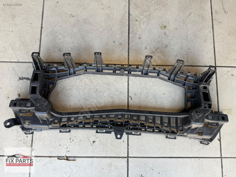 Mercedes C Tampon Braketi (Arka)