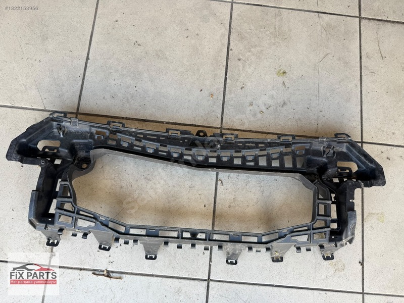 Mercedes C Tampon Braketi (Arka)