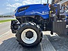 Machinery / Agricultural Machines / Tractors / New Holland / T4.100B