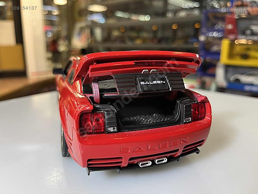 AUTOart Ford Mustang Saleen S281 2007, échelle 1/18, Couleur Orange. Moulée Sous Pression.