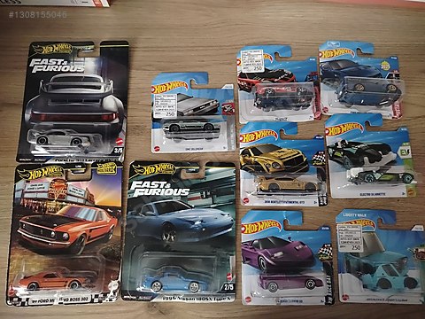 Hot Wheels Diecast Model 1:64 Lamborghini Araba - 1308155046