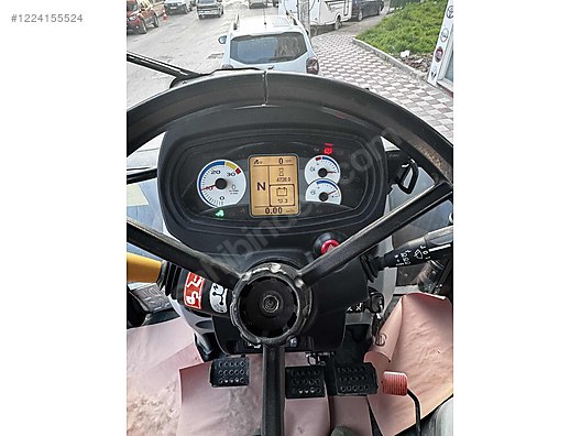 Machinery / Agricultural Machines / Tractors / New Holland / T5.115