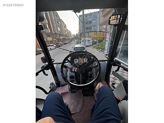 Machinery / Agricultural Machines / Tractors / New Holland / T5.115