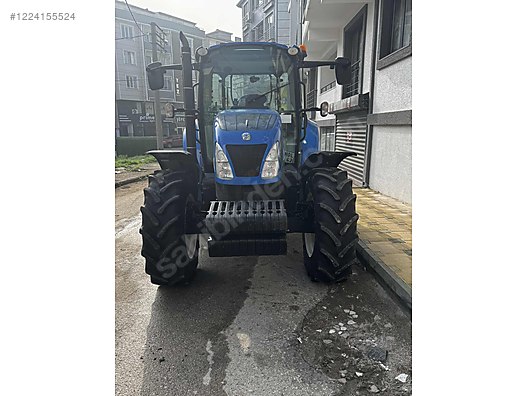 Machinery / Agricultural Machines / Tractors / New Holland / T5.115