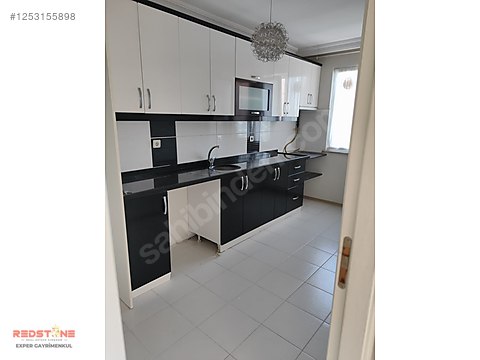 SARIGAZİ MERKEZDE HASTANE VE METROYA YAKIN 3+1 KİRALIK DAİRE