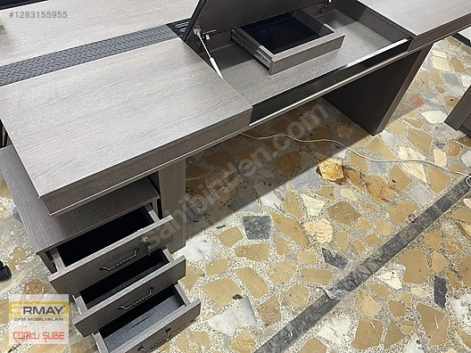 Used & Brand New Items / Office & Stationery / Office Furniture / Executive Office Set