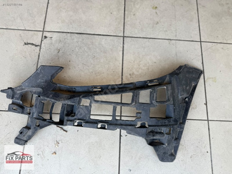Mercedes C Tampon Braketi (Ön)