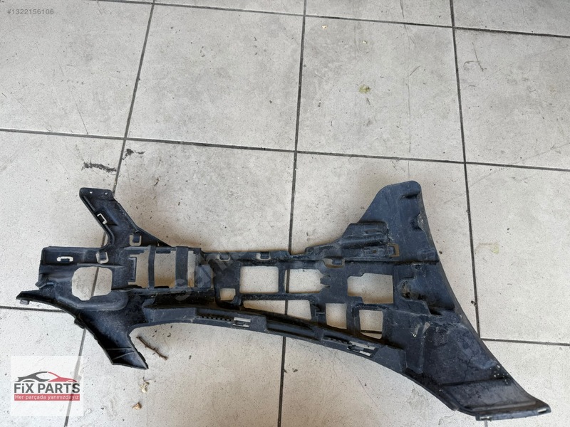 Mercedes C Tampon Braketi (Ön)