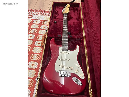 2000 Fender (American) Deluxe Stratocaster Crimson Red Transpa on