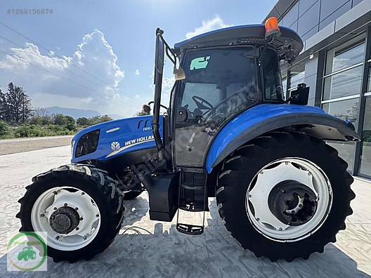 Machinery / Agricultural Machines / Tractors / New Holland / TR5.110