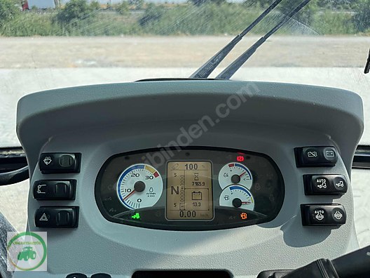 Machinery / Agricultural Machines / Tractors / New Holland / TR5.110