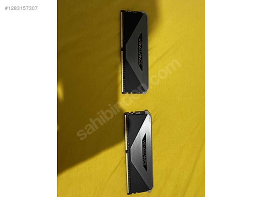 Corsair Vengeance RGB RT Gunmetal 2x16GB 4000MHz DDR4