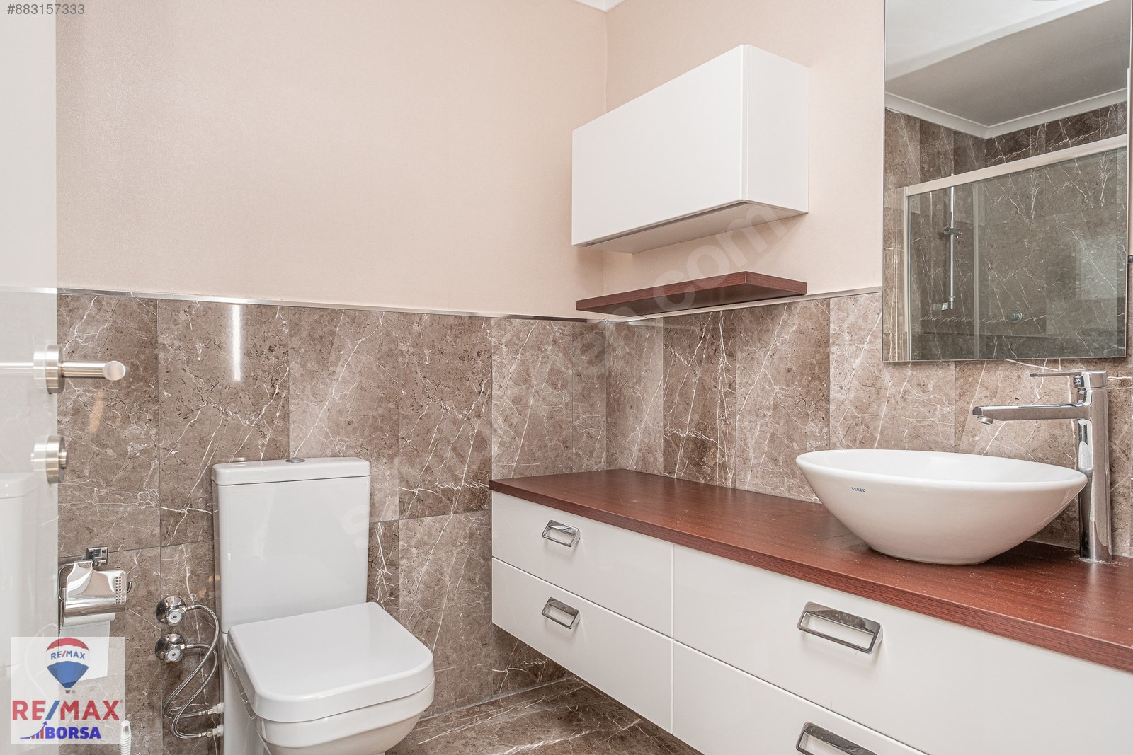 kaşmir göl evleri satılık 4 1 daire