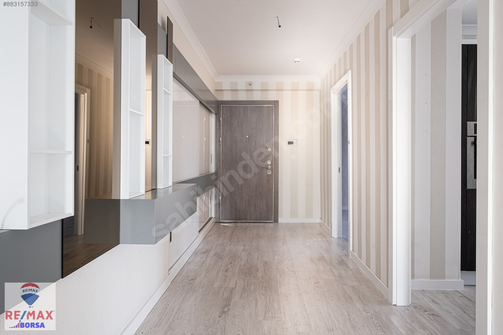 Emlak Ofisinden 4+1, 180 m² Satılık Daire 1.195.000 TL�ye sahibinden