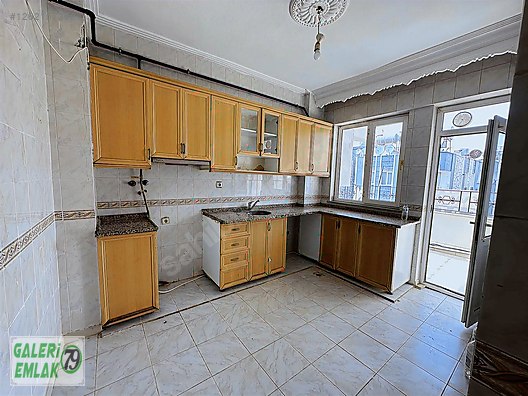 EMLAK 79 DAN YAŞAR AKTÜRK MAH GENİŞ 3+1 #1262157362