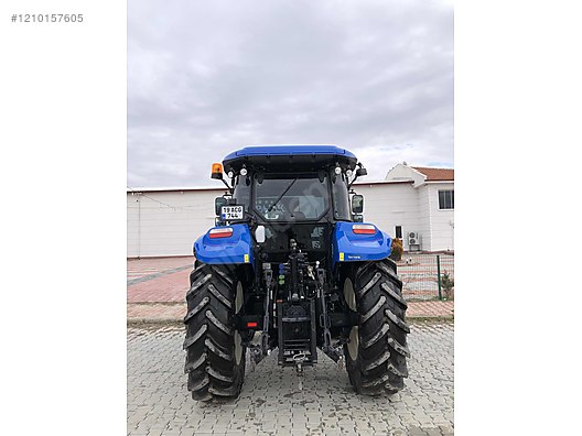 Machinery / Agricultural Machines / Tractors / New Holland / TR5.110